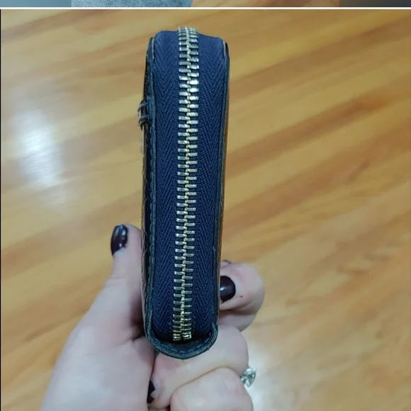 Gucci Guccisima Wallet - Picture 6 of 9